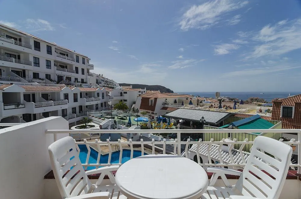 Club Tenerife Los Cristianos  Los Cristianos (Tenerife)