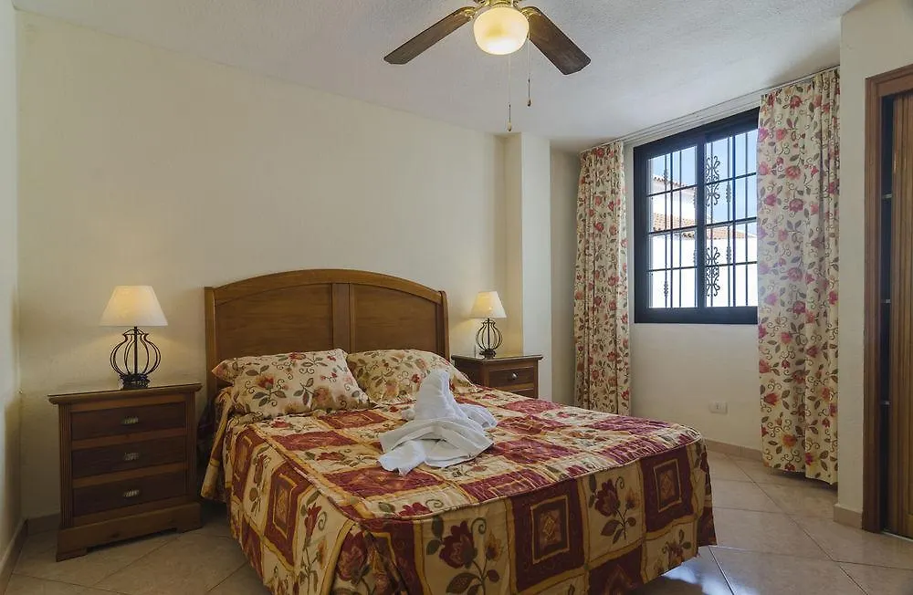 Club Tenerife Los Cristianos  Apartment